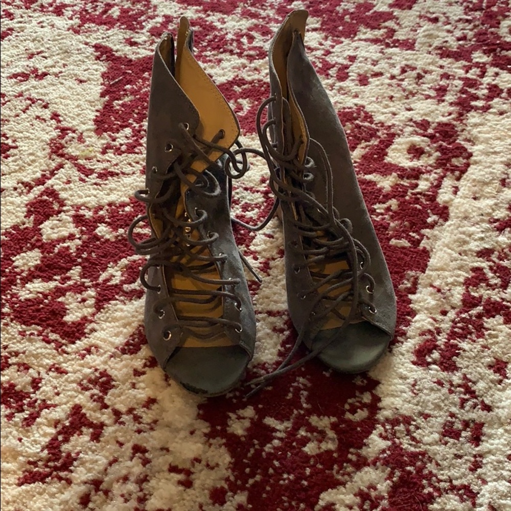 Chinese laundry heels